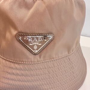 Bucket Hat Prada Re-Nylon